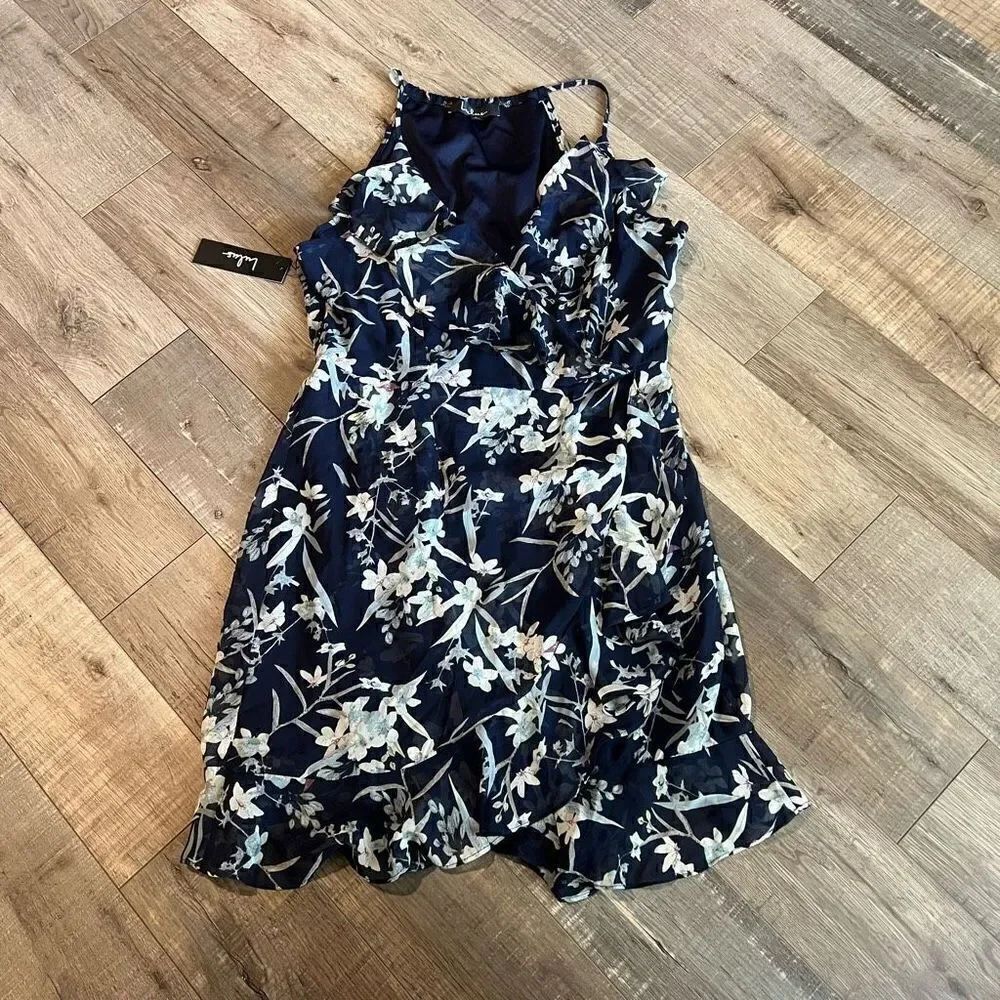 Lulus Belong to You Navy Blue Floral Print
Sleeveless Dress size L